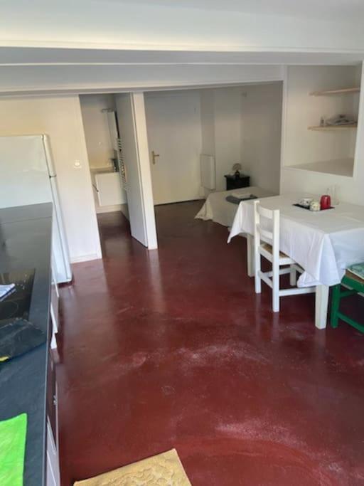 Confort Dans Maison De Caractere Apartment